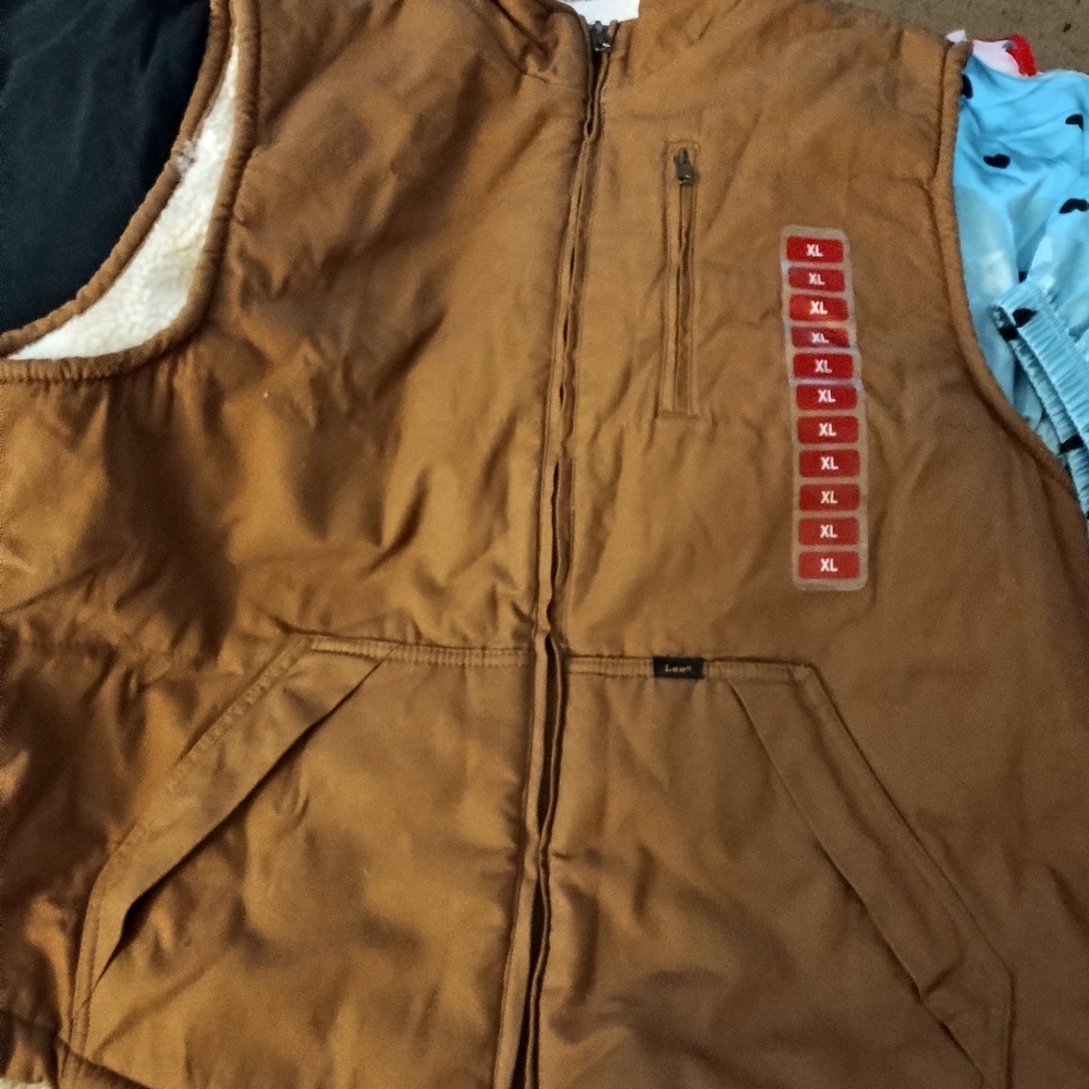 Lee vest with fur